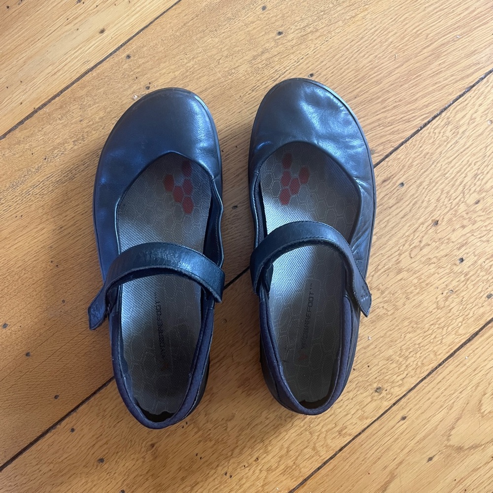 Mary Jane ballet flats